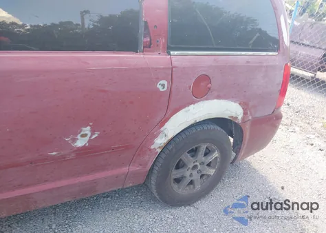 2012 Chrysler Town & Country Touring z USA, uszkodzony, nr VIN 2C4RC1BG5CR259270